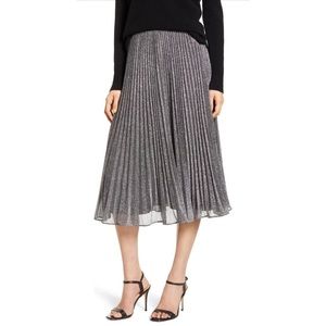 Chelsea28 Pleated Midi skirt